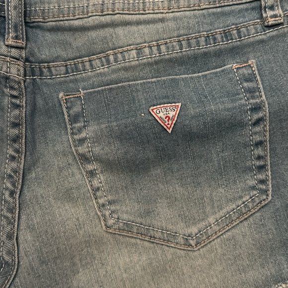 NWT Guess Jeans Denim USA Flag Patriotic Shorts Frayed Hem White Light Wash 26 - Picture 5 of 6